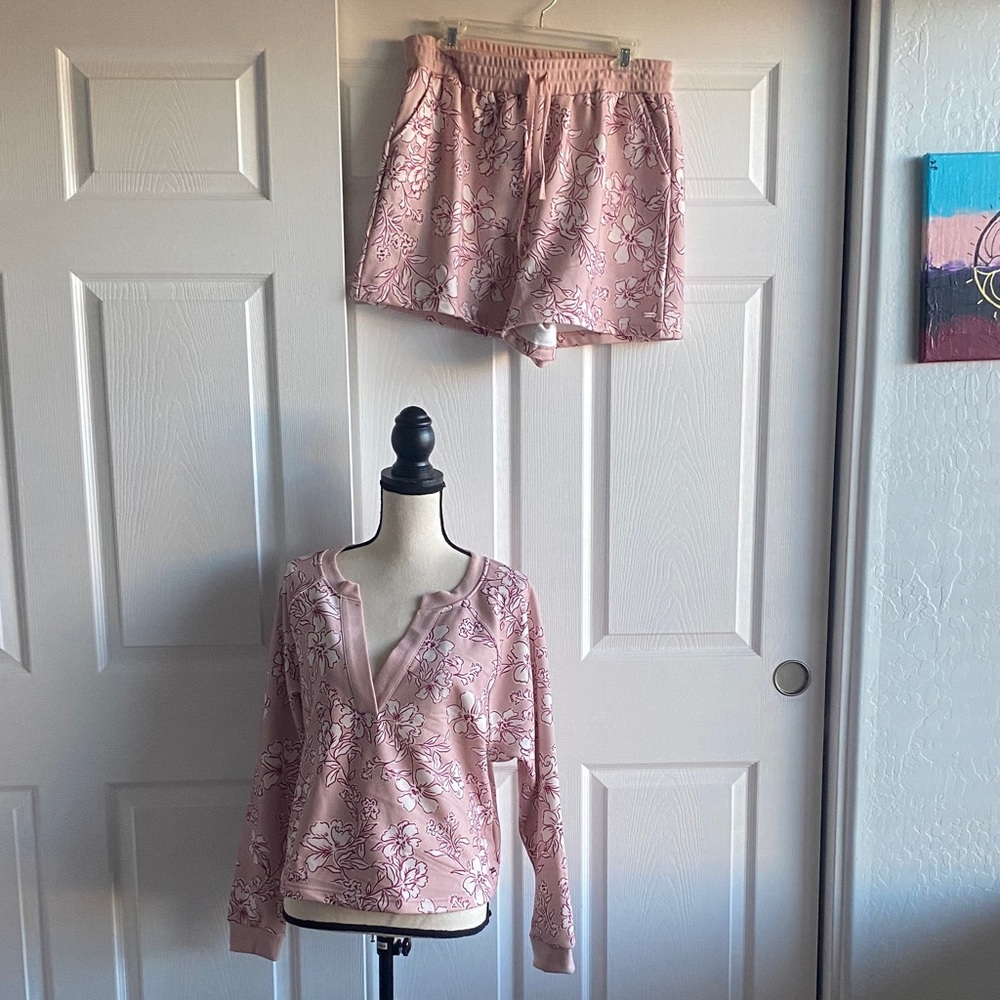 Adore Me Women's Lesley Sweatshirt & Shorts Set - Picture 6 of 13